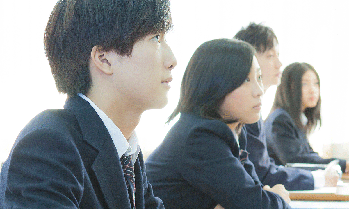 保護者との密なコミュニケーションで生徒のバックボーンまでをも把握した受験戦略を設計。